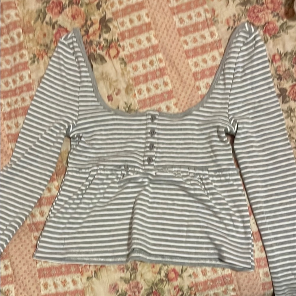 est pac/pacsun gray striped babydoll top